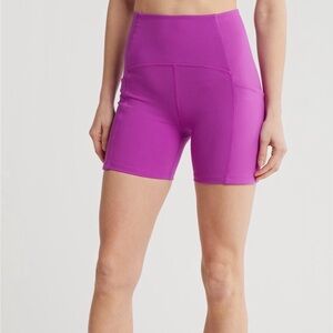 Beyond Yoga POWERBEYOND™ Strive Pocket Shorts~ size M